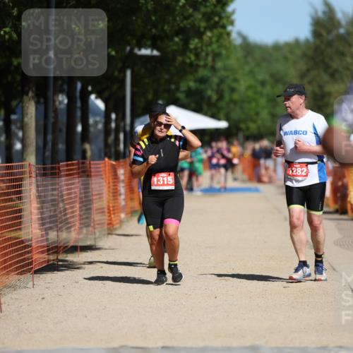 07.09.2025 - 19. Norderstedt Triathlon Michael Strokosch http://msf.ph/oto/8741366 07.09.2025 12:31:46 Laufen 168, 795, 898, 1282, 1315 meine-sportfotos.de
