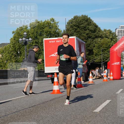 07.09.2025 - BARMER Alsterlauf Yannick Fuchs http://msf.ph/oto/8741414 07.09.2025 09:27:55 Laufen 1, 35, 41, 3378 meine-sportfotos.de