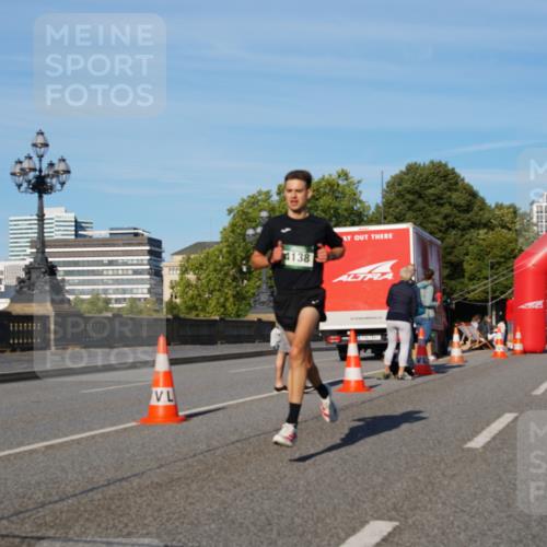 07.09.2025 - BARMER Alsterlauf Yannick Fuchs http://msf.ph/oto/8741462 07.09.2025 09:27:56 Laufen 4138 meine-sportfotos.de