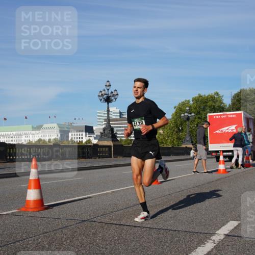 07.09.2025 - BARMER Alsterlauf Yannick Fuchs http://msf.ph/oto/8741504 07.09.2025 09:27:56 Laufen 4138 meine-sportfotos.de