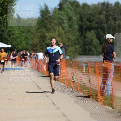 07.09.2025 - 19. Norderstedt Triathlon Michael Strokosch http://msf.ph/oto/8741570 07.09.2025 12:32:03 Laufen 201, 741 meine-sportfotos.de