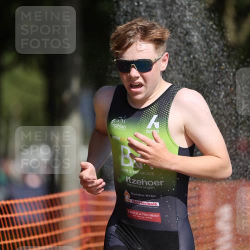 07.09.2025 - 19. Norderstedt Triathlon Michael Strokosch http://msf.ph/oto/8741623 07.09.2025 11:53:49 Laufen 1180 meine-sportfotos.de