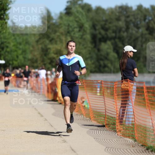 07.09.2025 - 19. Norderstedt Triathlon Michael Strokosch http://msf.ph/oto/8741628 07.09.2025 12:32:04 Laufen 201, 741 meine-sportfotos.de