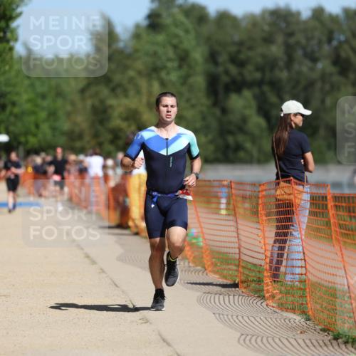 07.09.2025 - 19. Norderstedt Triathlon Michael Strokosch http://msf.ph/oto/8741637 07.09.2025 12:32:04 Laufen 201, 741 meine-sportfotos.de
