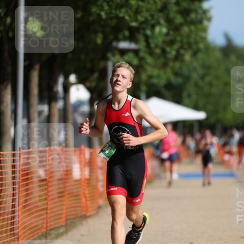 07.09.2025 - 19. Norderstedt Triathlon Michael Strokosch http://msf.ph/oto/8741925 07.09.2025 10:56:50 Laufen 98, 104 meine-sportfotos.de