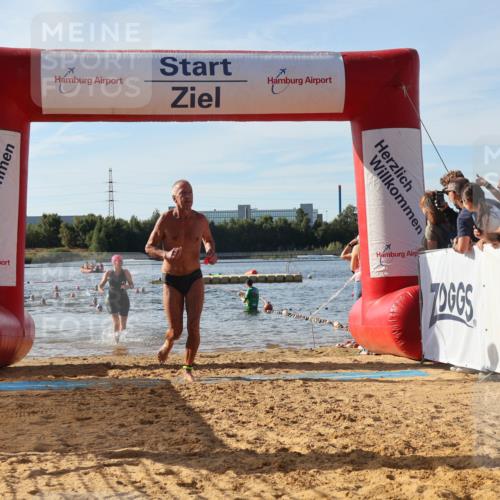 07.09.2025 - 19. Norderstedt Triathlon Luisa Fischer http://msf.ph/oto/8741992 07.09.2025 10:05:20 Schwimmen 1110, 1141, 1151 meine-sportfotos.de