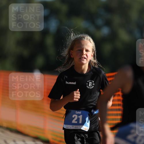 07.09.2025 - 19. Norderstedt Triathlon Michael Strokosch http://msf.ph/oto/8742033 07.09.2025 09:15:56 Laufen 21, 26 meine-sportfotos.de