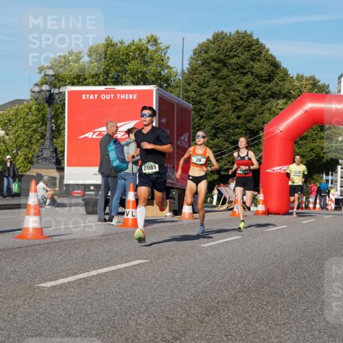 07.09.2025 - BARMER Alsterlauf Yannick Fuchs http://msf.ph/oto/8742086 07.09.2025 09:28:20 Laufen 8081, 26, 3514 meine-sportfotos.de