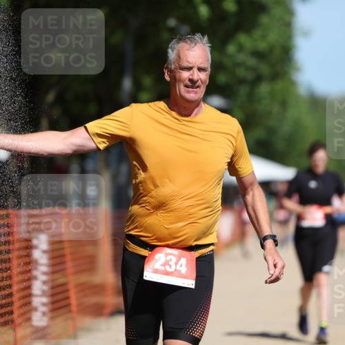 07.09.2025 - 19. Norderstedt Triathlon Michael Strokosch http://msf.ph/oto/8742112 07.09.2025 12:32:21 Laufen 164, 234, 1349 meine-sportfotos.de
