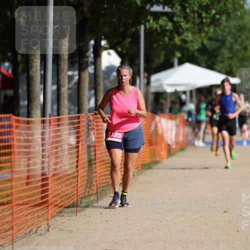 07.09.2025 - 19. Norderstedt Triathlon Michael Strokosch http://msf.ph/oto/8742220 07.09.2025 10:57:03 Laufen 122, 1125 meine-sportfotos.de