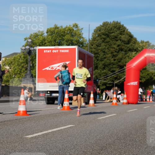 07.09.2025 - BARMER Alsterlauf Yannick Fuchs http://msf.ph/oto/8742240 07.09.2025 09:28:23 Laufen 3514 meine-sportfotos.de