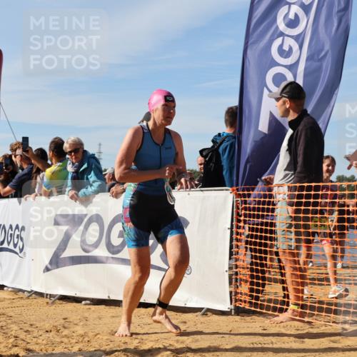 07.09.2025 - 19. Norderstedt Triathlon Luisa Fischer http://msf.ph/oto/8742244 07.09.2025 10:05:45 Schwimmen 1111, 1119, 1127 meine-sportfotos.de