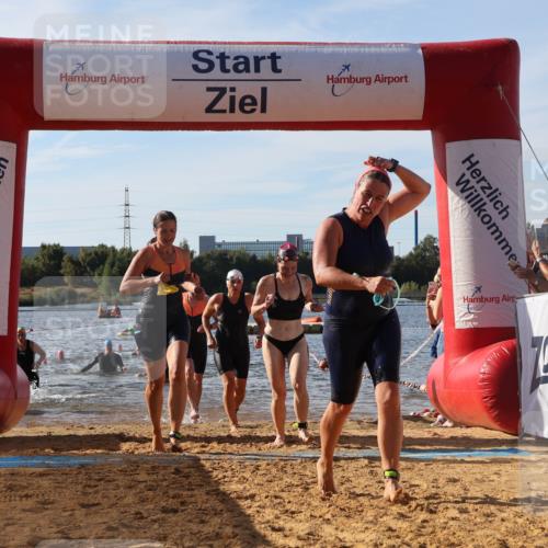 07.09.2025 - 19. Norderstedt Triathlon Luisa Fischer http://msf.ph/oto/8742335 07.09.2025 10:05:51 Schwimmen 1111, 1114, 1119, 1126, 1131, 1132, 1135, 1144 meine-sportfotos.de