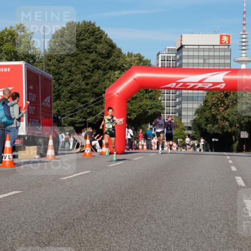 07.09.2025 - BARMER Alsterlauf Yannick Fuchs http://msf.ph/oto/8742368 07.09.2025 09:28:29 Laufen 339, 1, 8012 meine-sportfotos.de