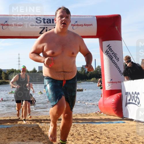 07.09.2025 - 19. Norderstedt Triathlon Luisa Fischer http://msf.ph/oto/8742444 07.09.2025 10:05:57 Schwimmen 1111, 1112, 1114, 1126, 1131, 1132, 1135, 1144, 1146 meine-sportfotos.de
