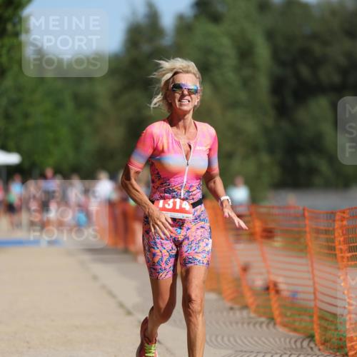 07.09.2025 - 19. Norderstedt Triathlon Michael Strokosch http://msf.ph/oto/8742466 07.09.2025 11:55:01 Laufen 1314 meine-sportfotos.de