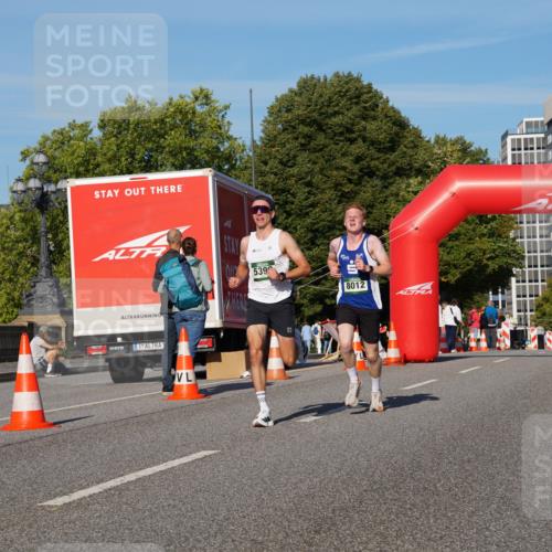 07.09.2025 - BARMER Alsterlauf Yannick Fuchs http://msf.ph/oto/8742528 07.09.2025 09:28:34 Laufen 539, 8012 meine-sportfotos.de