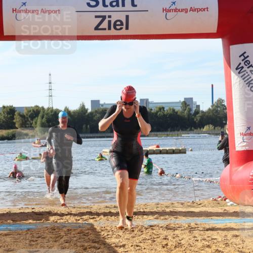 07.09.2025 - 19. Norderstedt Triathlon Luisa Fischer http://msf.ph/oto/8742565 07.09.2025 10:06:04 Schwimmen 1112, 1114, 1126, 1131, 1132, 1135, 1137, 1140, 1144, 1146 meine-sportfotos.de