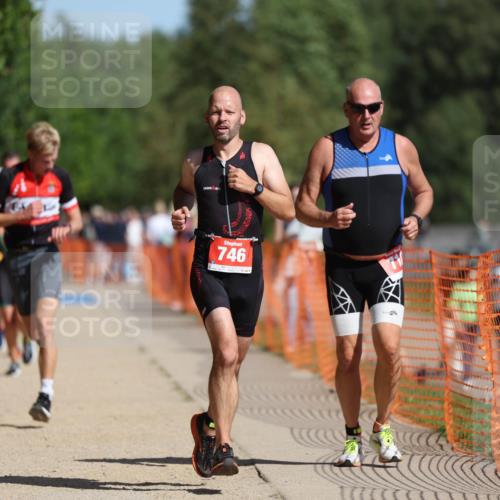 07.09.2025 - 19. Norderstedt Triathlon Michael Strokosch http://msf.ph/oto/8742593 07.09.2025 11:55:22 Laufen 228, 710, 746, 1164, 1173, 1202 meine-sportfotos.de