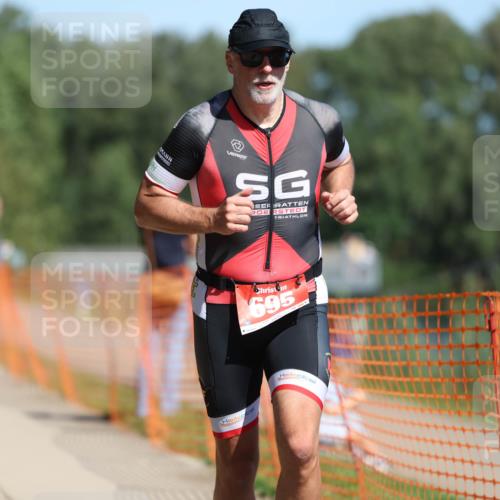 07.09.2025 - 19. Norderstedt Triathlon Michael Strokosch http://msf.ph/oto/8742640 07.09.2025 12:32:50 Laufen 695, 728, 857 meine-sportfotos.de