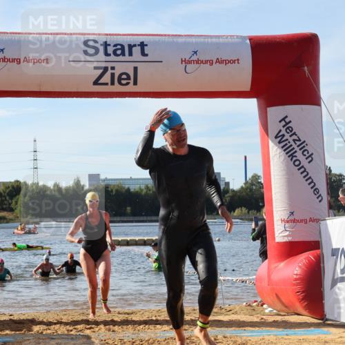 07.09.2025 - 19. Norderstedt Triathlon Luisa Fischer http://msf.ph/oto/8742643 07.09.2025 10:06:07 Schwimmen 1112, 1126, 1135, 1137, 1140, 1146 meine-sportfotos.de