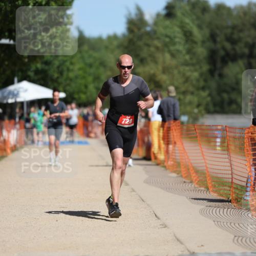 07.09.2025 - 19. Norderstedt Triathlon Michael Strokosch http://msf.ph/oto/8742662 07.09.2025 12:32:55 Laufen 728 meine-sportfotos.de