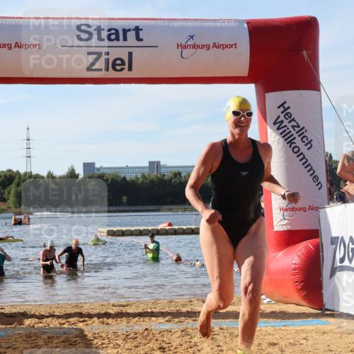07.09.2025 - 19. Norderstedt Triathlon Luisa Fischer http://msf.ph/oto/8742669 07.09.2025 10:06:09 Schwimmen 1112, 1135, 1137, 1140, 1146 meine-sportfotos.de
