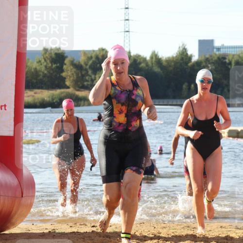 07.09.2025 - 19. Norderstedt Triathlon Luisa Fischer http://msf.ph/oto/8742729 07.09.2025 10:06:15 Schwimmen 1112, 1115, 1125, 1137, 1140, 1143, 1148, 1150 meine-sportfotos.de