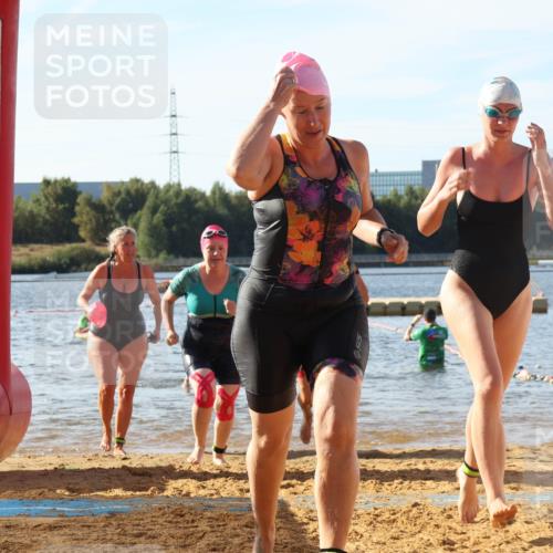 07.09.2025 - 19. Norderstedt Triathlon Luisa Fischer http://msf.ph/oto/8742766 07.09.2025 10:06:17 Schwimmen 1115, 1125, 1137, 1140, 1143, 1148, 1150 meine-sportfotos.de