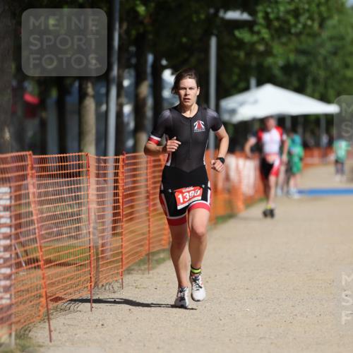07.09.2025 - 19. Norderstedt Triathlon Michael Strokosch http://msf.ph/oto/8742893 07.09.2025 11:55:46 Laufen 1390 meine-sportfotos.de
