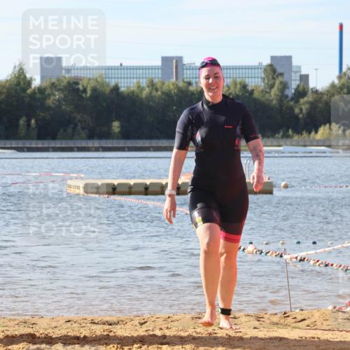 07.09.2025 - 19. Norderstedt Triathlon Luisa Fischer http://msf.ph/oto/8742951 07.09.2025 10:06:49 Schwimmen 1123 meine-sportfotos.de