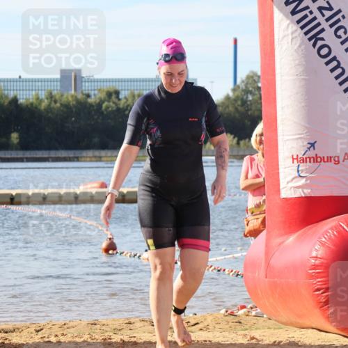 07.09.2025 - 19. Norderstedt Triathlon Luisa Fischer http://msf.ph/oto/8742984 07.09.2025 10:06:51 Schwimmen 1123 meine-sportfotos.de