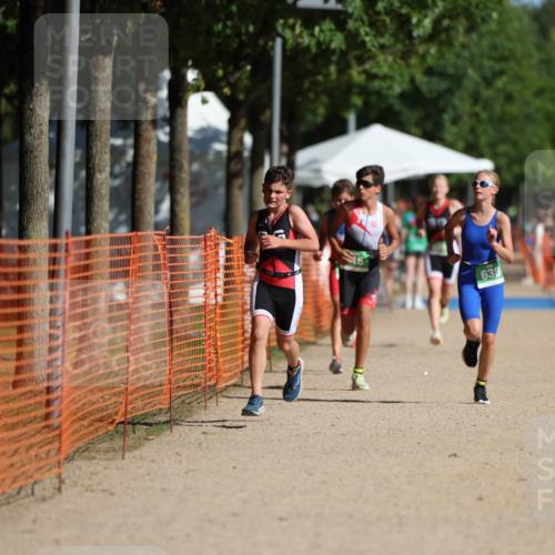 07.09.2025 - 19. Norderstedt Triathlon Michael Strokosch http://msf.ph/oto/8743108 07.09.2025 10:57:43 Laufen 60, 115, 130, 638 meine-sportfotos.de
