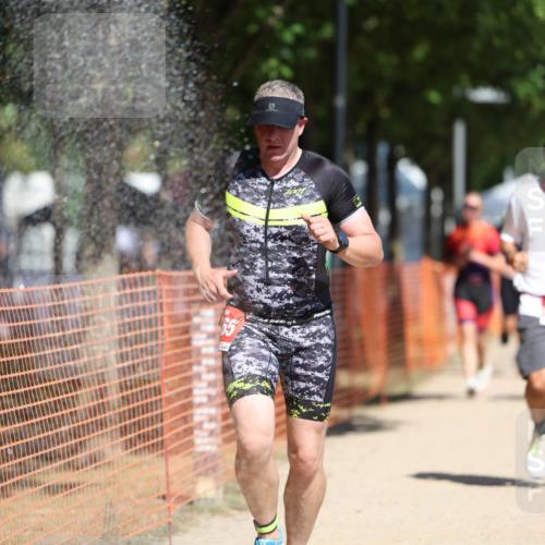 07.09.2025 - 19. Norderstedt Triathlon Michael Strokosch http://msf.ph/oto/8743173 07.09.2025 12:33:23 Laufen 191, 210, 714, 782, 815, 1241, 1247, 1265, 1329 meine-sportfotos.de