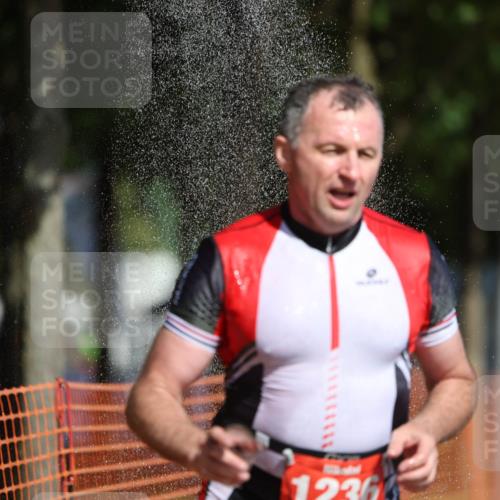 07.09.2025 - 19. Norderstedt Triathlon Michael Strokosch http://msf.ph/oto/8743180 07.09.2025 11:55:58 Laufen 1236 meine-sportfotos.de