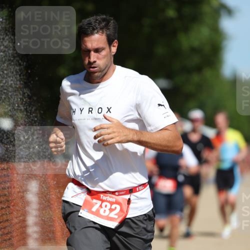 07.09.2025 - 19. Norderstedt Triathlon Michael Strokosch http://msf.ph/oto/8743275 07.09.2025 12:33:25 Laufen 191, 210, 714, 782, 815, 1247, 1265, 1329 meine-sportfotos.de