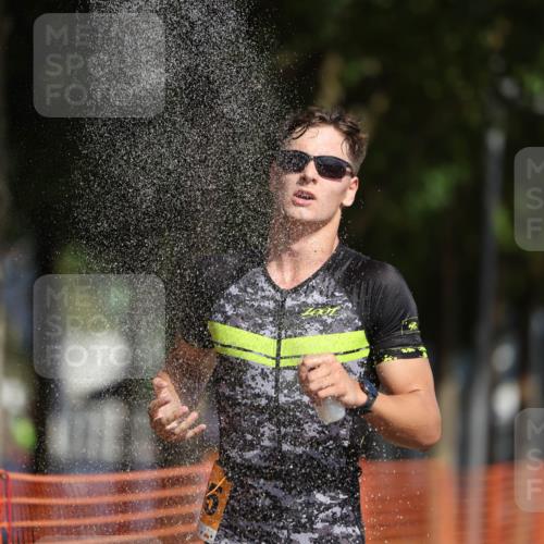 07.09.2025 - 19. Norderstedt Triathlon Michael Strokosch http://msf.ph/oto/8743319 07.09.2025 11:56:29 Laufen 1155, 1175 meine-sportfotos.de