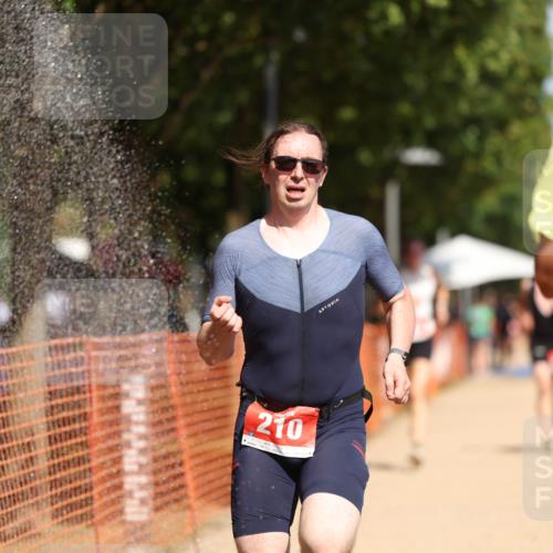 07.09.2025 - 19. Norderstedt Triathlon Michael Strokosch http://msf.ph/oto/8743421 07.09.2025 12:33:32 Laufen 191, 210, 714, 731, 815, 1247, 1272, 1329 meine-sportfotos.de