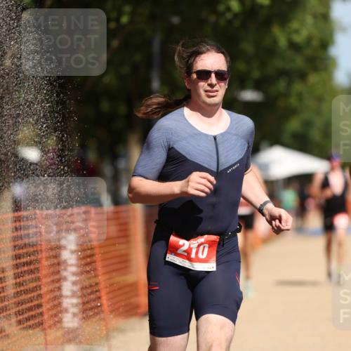 07.09.2025 - 19. Norderstedt Triathlon Michael Strokosch http://msf.ph/oto/8743429 07.09.2025 12:33:32 Laufen 191, 210, 714, 731, 815, 1247, 1272, 1329 meine-sportfotos.de