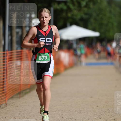 07.09.2025 - 19. Norderstedt Triathlon Michael Strokosch http://msf.ph/oto/8743441 07.09.2025 10:57:52 Laufen 60, 108, 115, 638, 670 meine-sportfotos.de