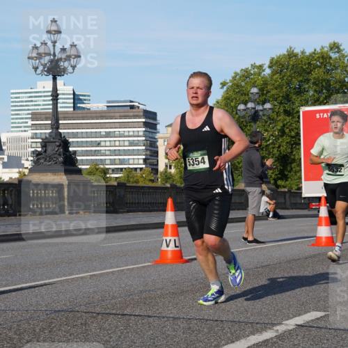 07.09.2025 - BARMER Alsterlauf Yannick Fuchs http://msf.ph/oto/8743480 07.09.2025 09:29:13 Laufen 5354, 5532, 4041, 5754 meine-sportfotos.de