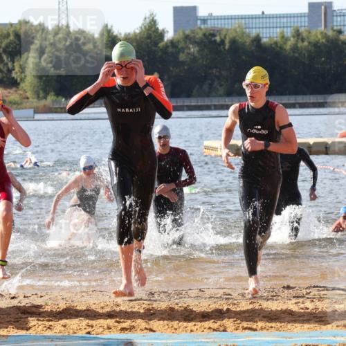 07.09.2025 - 19. Norderstedt Triathlon Luisa Fischer http://msf.ph/oto/8743560 07.09.2025 10:22:13 Schwimmen 86, 639, 648, 652, 655, 664, 667, 672, 673, 686 meine-sportfotos.de