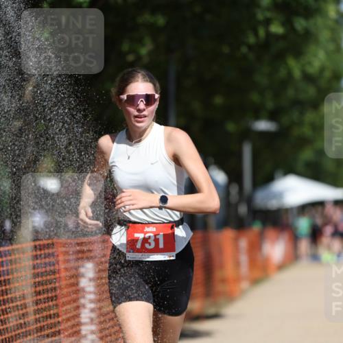 07.09.2025 - 19. Norderstedt Triathlon Michael Strokosch http://msf.ph/oto/8743577 07.09.2025 12:33:37 Laufen 731, 1272 meine-sportfotos.de