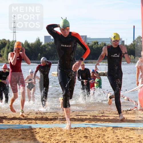 07.09.2025 - 19. Norderstedt Triathlon Luisa Fischer http://msf.ph/oto/8743584 07.09.2025 10:22:14 Schwimmen 86, 639, 648, 652, 655, 664, 667, 672, 673, 686 meine-sportfotos.de
