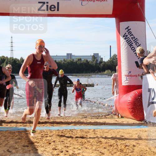 07.09.2025 - 19. Norderstedt Triathlon Luisa Fischer http://msf.ph/oto/8743612 07.09.2025 10:22:15 Schwimmen 86, 639, 648, 652, 655, 664, 667, 672, 673, 686 meine-sportfotos.de