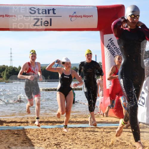 07.09.2025 - 19. Norderstedt Triathlon Luisa Fischer http://msf.ph/oto/8743658 07.09.2025 10:22:18 Schwimmen 86, 639, 648, 652, 655, 664, 667, 672, 673, 686 meine-sportfotos.de