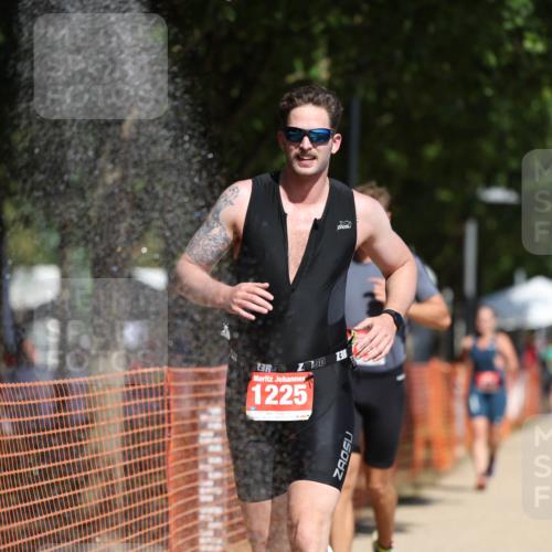 07.09.2025 - 19. Norderstedt Triathlon Michael Strokosch http://msf.ph/oto/8743709 07.09.2025 12:33:53 Laufen 773, 776, 1225 meine-sportfotos.de