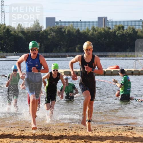 07.09.2025 - 19. Norderstedt Triathlon Luisa Fischer http://msf.ph/oto/8743717 07.09.2025 10:22:28 Schwimmen 68, 87, 108, 112, 639, 648, 652, 667, 672, 673, 676, 681, 686, 690 meine-sportfotos.de