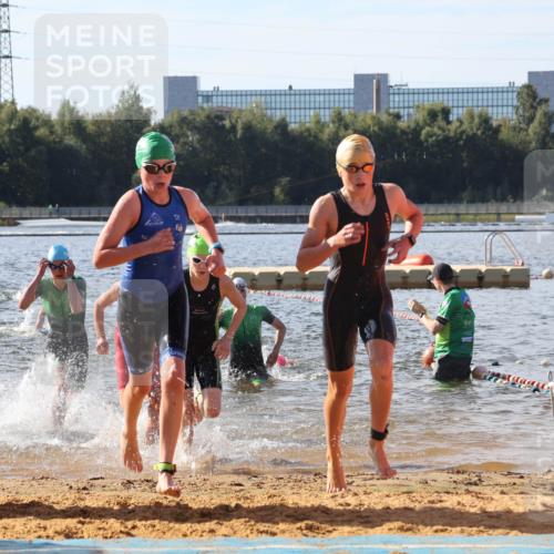 07.09.2025 - 19. Norderstedt Triathlon Luisa Fischer http://msf.ph/oto/8743722 07.09.2025 10:22:28 Schwimmen 68, 87, 108, 112, 639, 648, 652, 667, 672, 673, 676, 681, 686, 690 meine-sportfotos.de