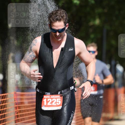07.09.2025 - 19. Norderstedt Triathlon Michael Strokosch http://msf.ph/oto/8743761 07.09.2025 12:33:54 Laufen 773, 776, 1225 meine-sportfotos.de